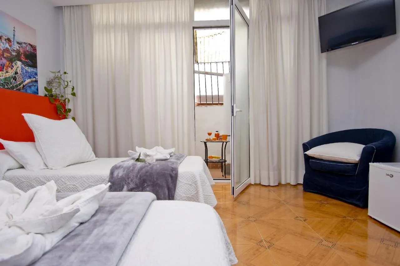 Barcelona City Centre Hostal Pensión